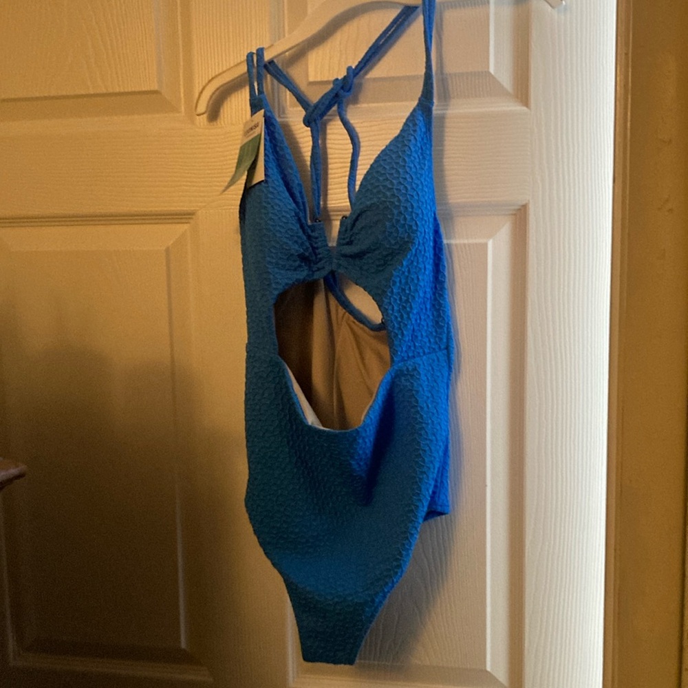 Blue Textured women’s xl nwt One Piece Swimsuit